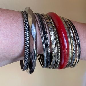 Set of 18 metal bangles silver tone and red enameled